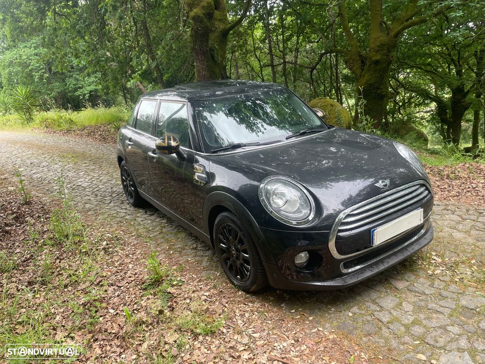 MINI 5 Portas One D Blackyard - 18