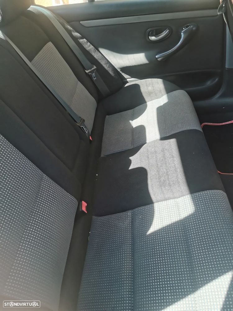 Peugeot 406 2.0 HDi SV - 9