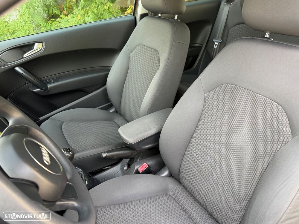 Audi A1 1.2 TFSI Ambition - 14