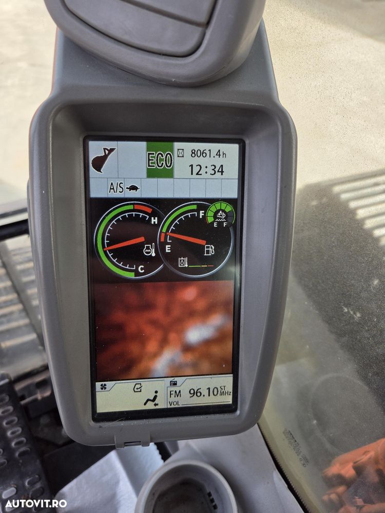 Hitachi ZX350, 2018, 8.061h, cupa noua, Masa operationala 35,6t, Inst hidr pe picon pe brate, inst hidr rotire, gresare automata, senile 90% ok, 3 pompe hidr HITACHI, produs in JAPONIA, Isuzu 282CP, Ad sapare 7,5m, ridica 22t, STARE F BUNA-PROMOTIE 89.900EUR - 3