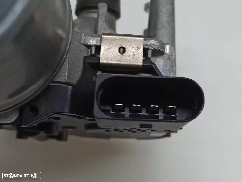 MOTOR LIMPA-VIDROS FRONTAL MERCEDES-BENZ CLASSE C 2014 -A2058200740 - 4