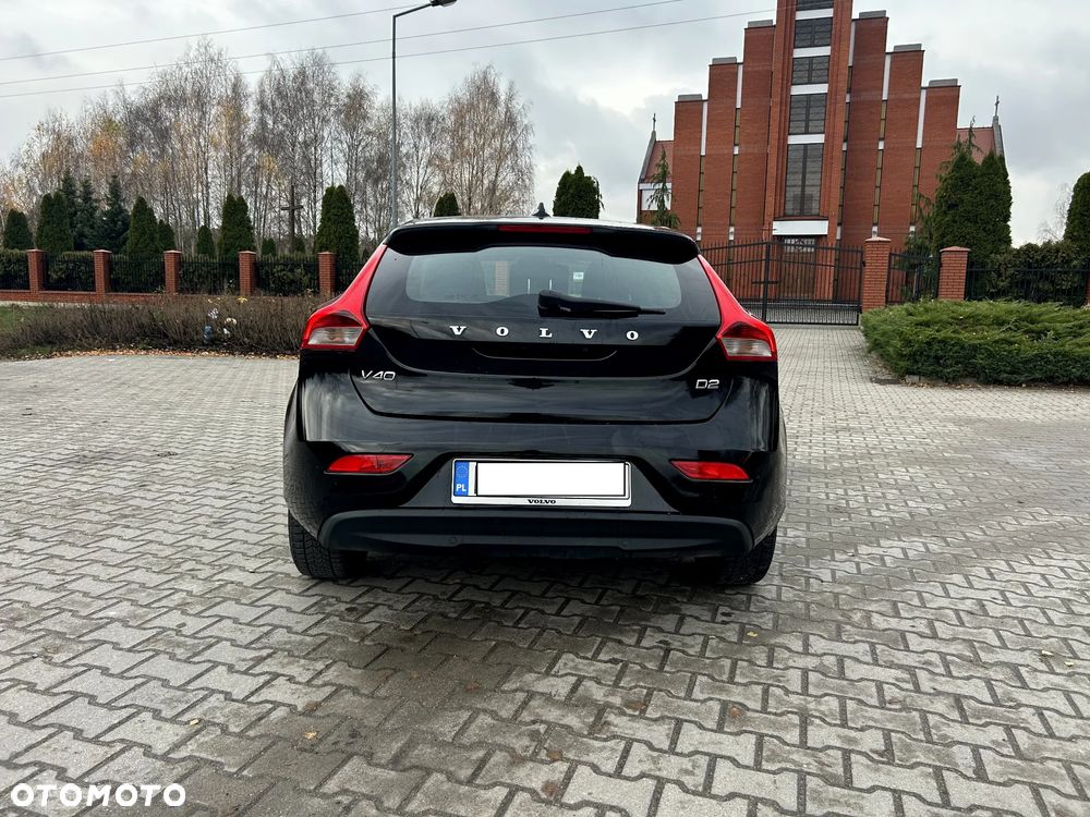 Volvo V40 D2 Momentum - 6