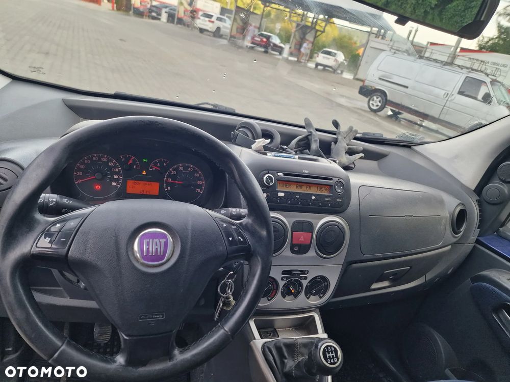 Fiat Fiorino Kombi Elegant - 9