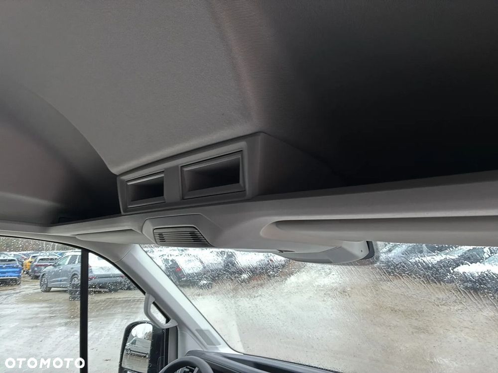 Volkswagen Crafter 35 Furgon L4H3, 2.0TDI 140KM, 4490mm, Wysoki dach - 32