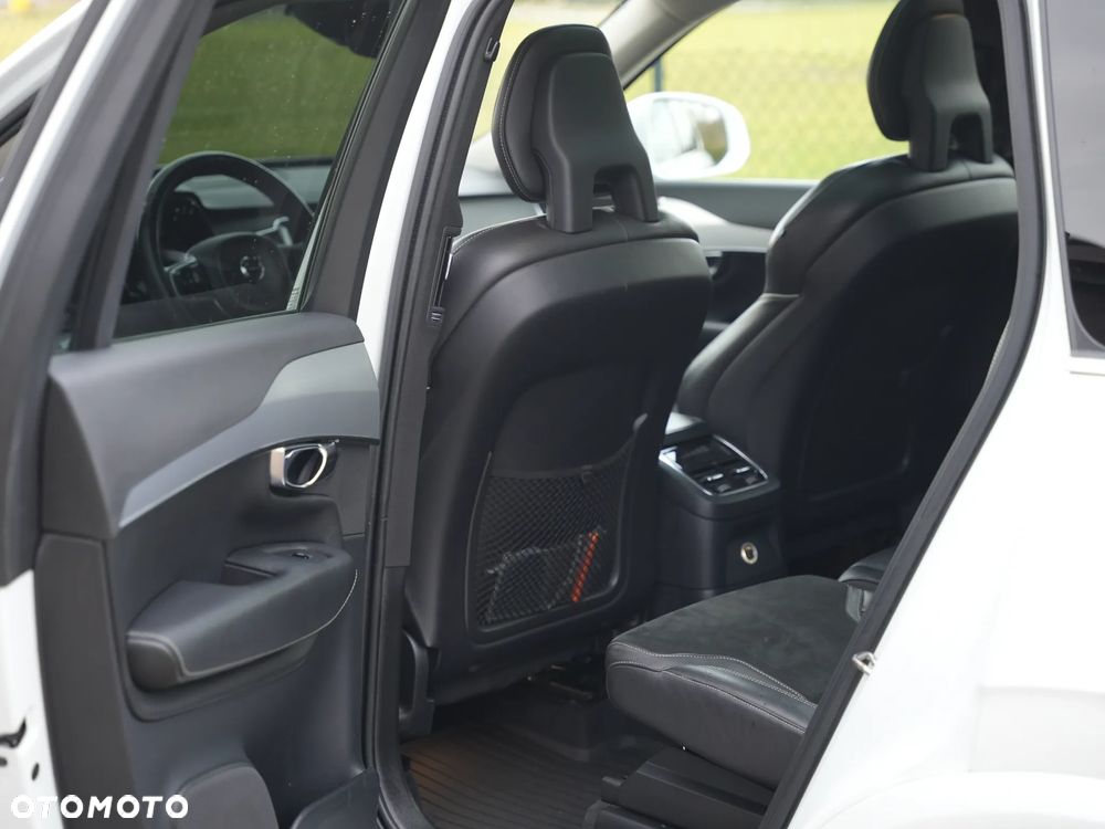 Volvo XC 90 - 18