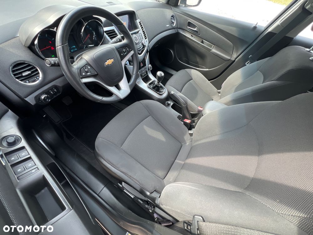 Chevrolet Cruze - 9