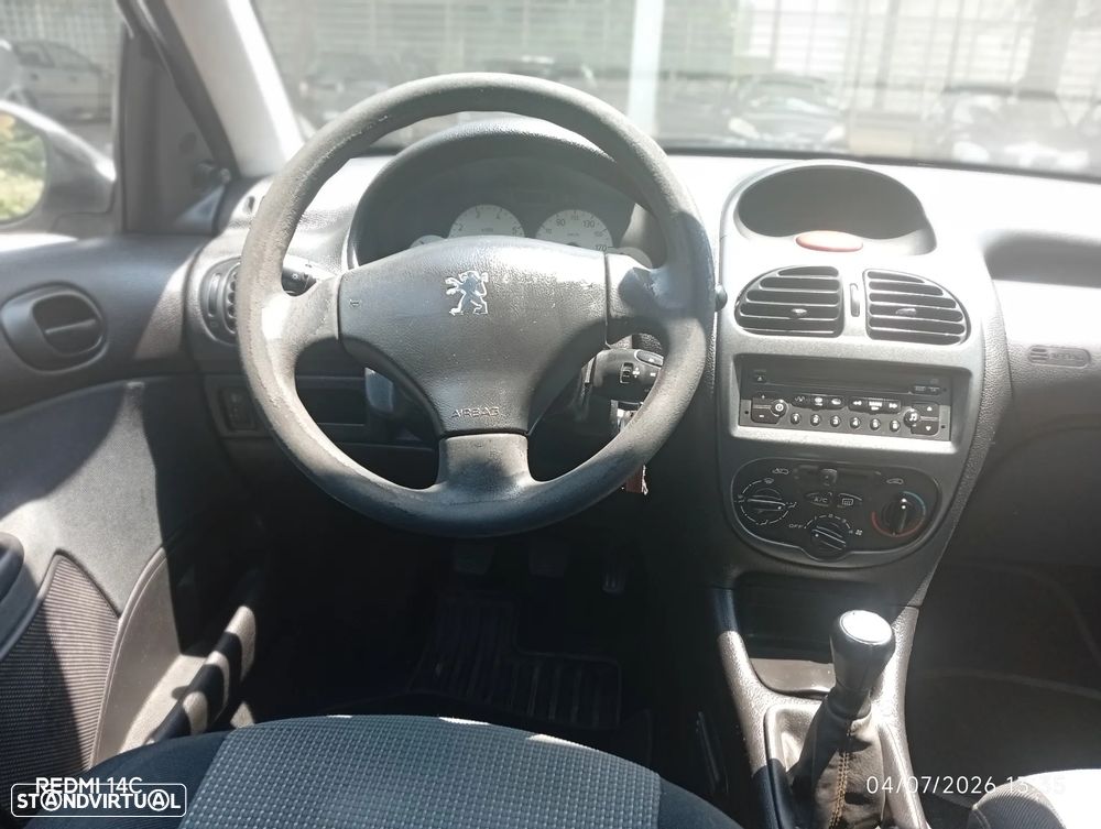 Peugeot 206 - 4