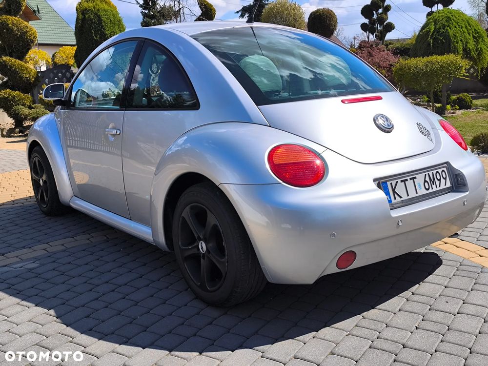 Volkswagen New Beetle 1.6 - 10