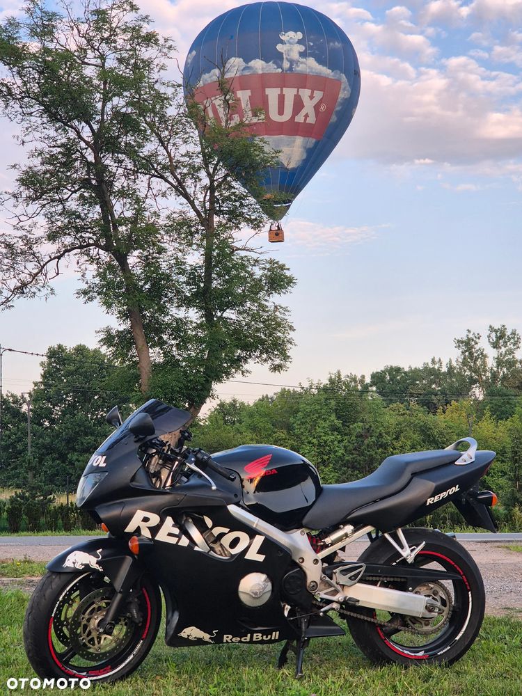 Honda CBR - 1