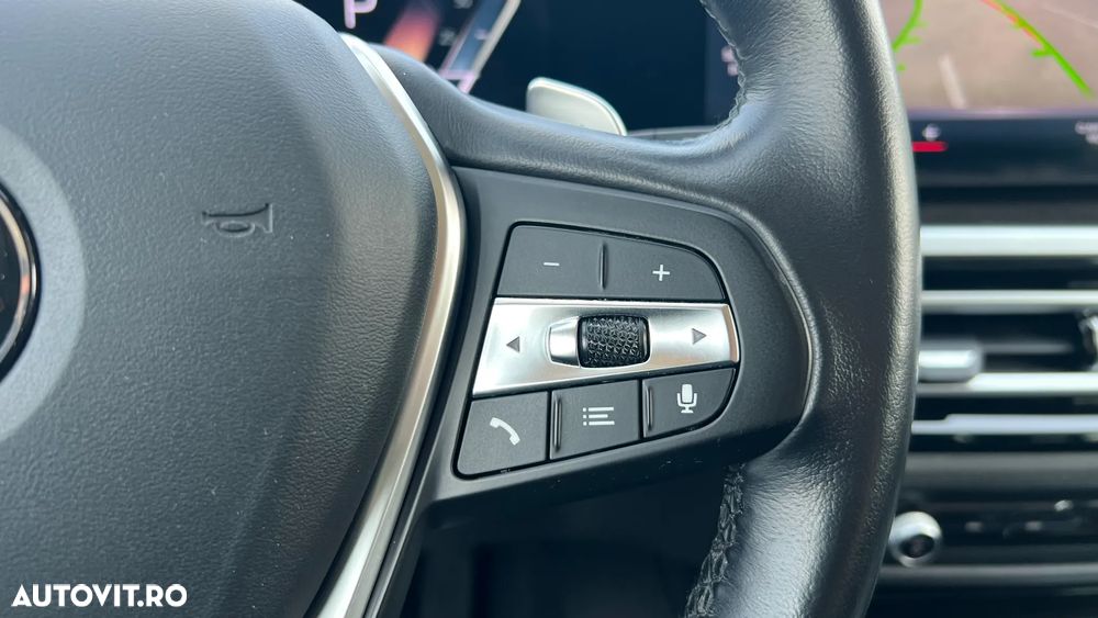 BMW Seria 3 320d xDrive AT MHEV - 21