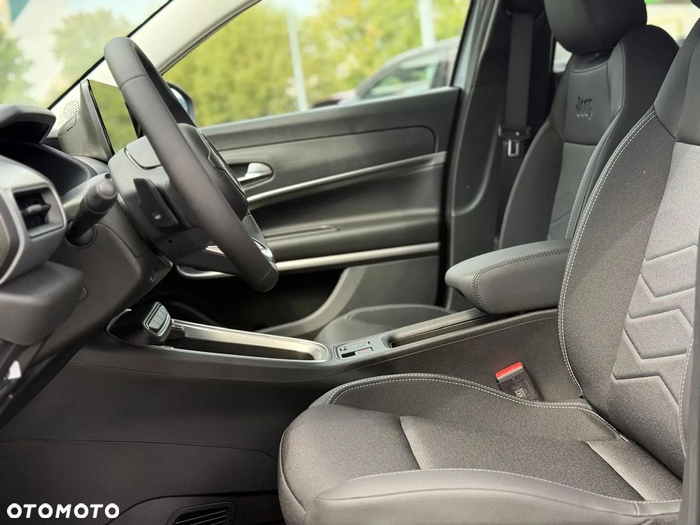 Jeep Avenger 1.2 T3 mHEV Summit FWD eDCT6 - 6