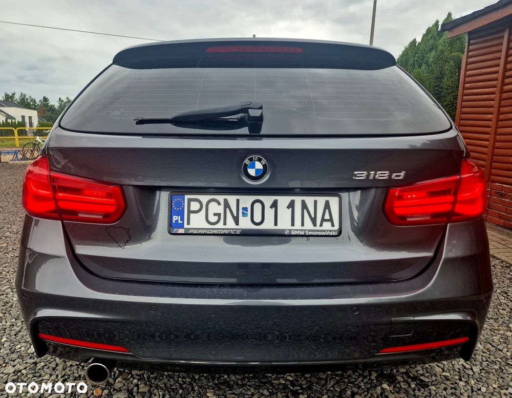 BMW Seria 3 318d M Sport - 5