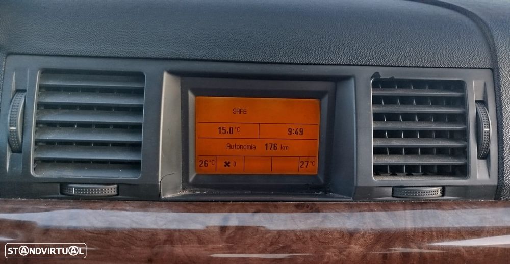 Opel Vectra 2.2 DTi Elegance - 12