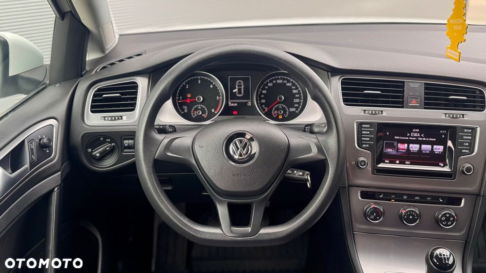 Volkswagen Golf 1.6 TDI BlueMotion Comfortline - 5