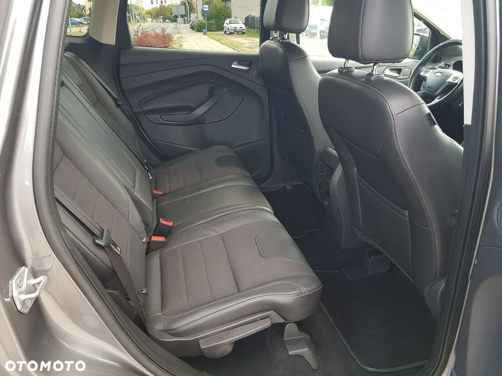 Ford Kuga 1.6 EcoBoost 2x4 Titanium - 15