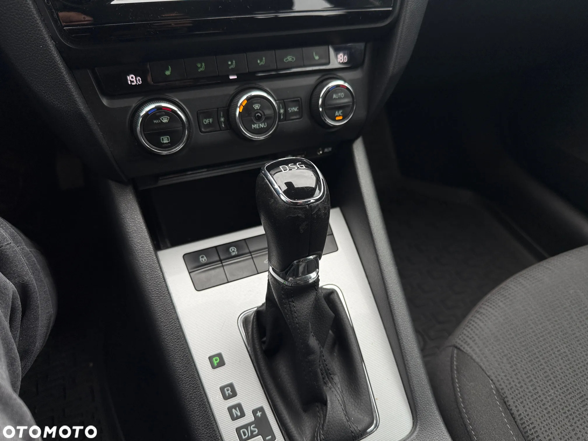 Skoda Octavia 2.0 TDI SCR Style DSG - 23