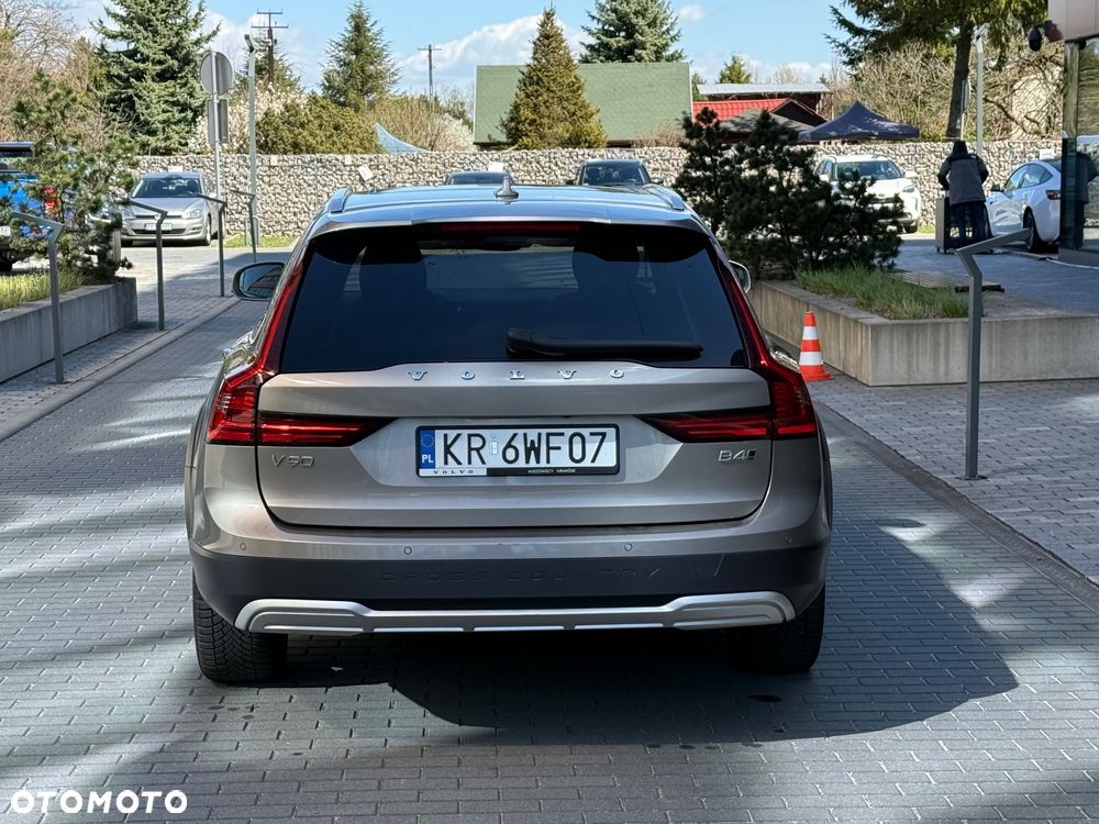 Volvo V90 - 5