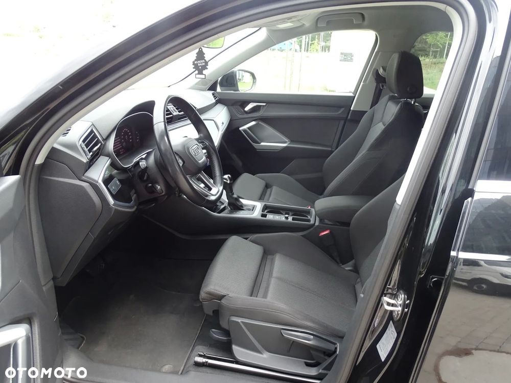 Audi Q3 - 12