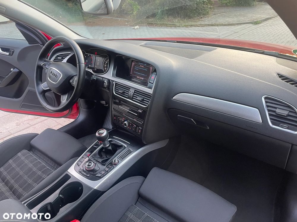 Audi A4 Avant 2.0 TDI DPF Ambiente - 13