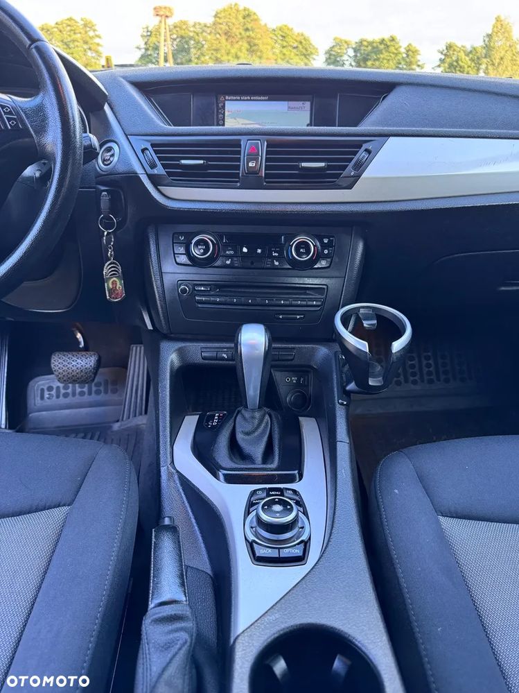 BMW X1 sDrive18d - 8