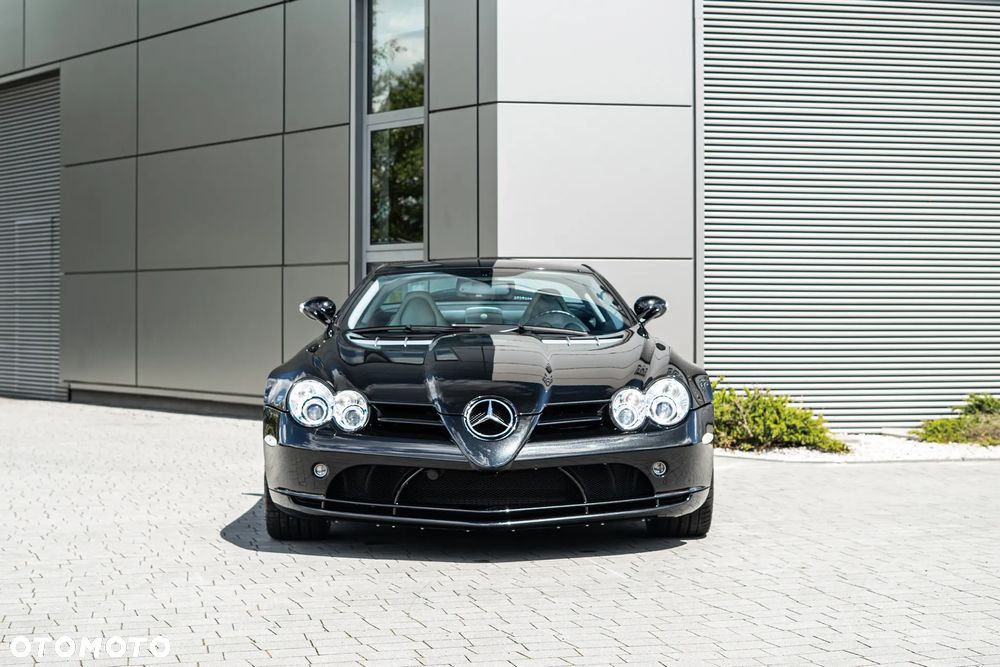 Mercedes-Benz SLR McLaren Coupe - 8