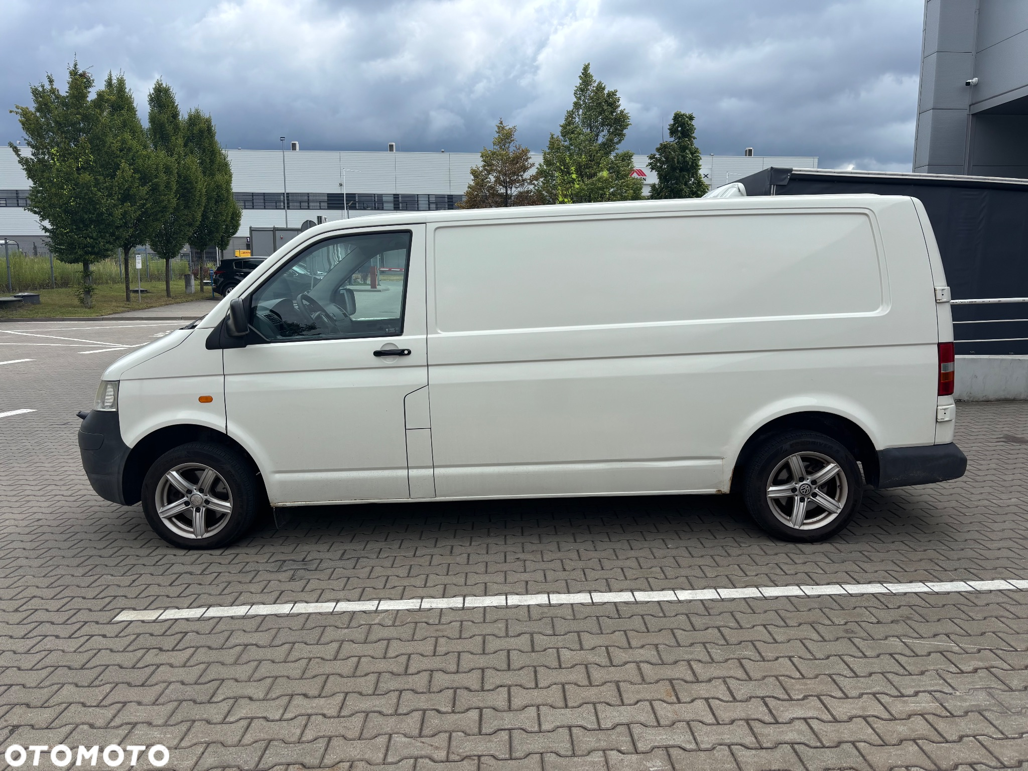 Volkswagen Transporter - 2