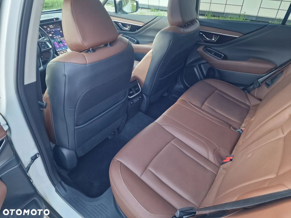 Subaru Outback - 16