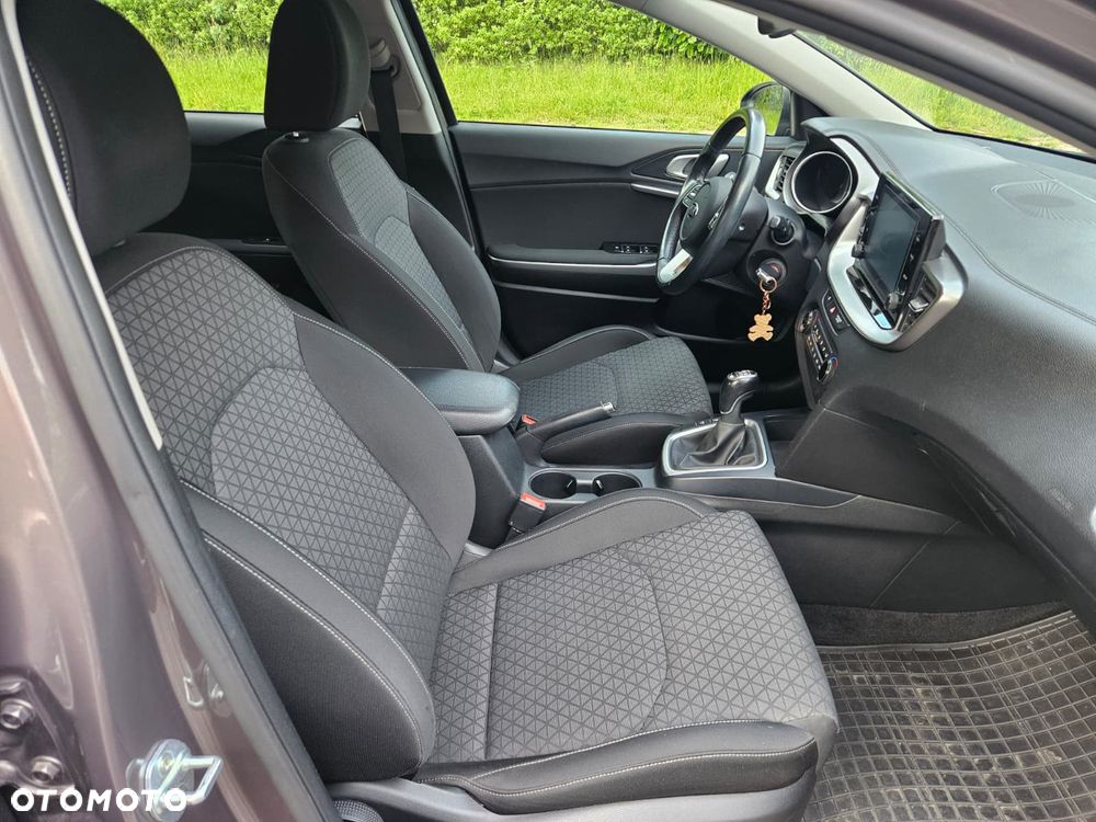 Kia Ceed 1.0 T-GDI M - 13