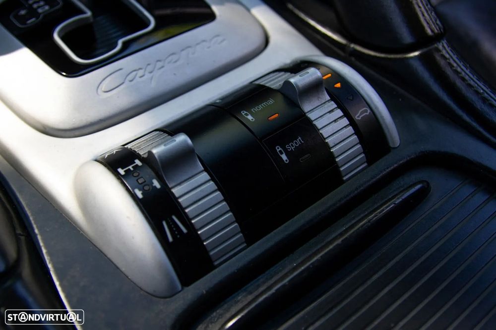 Porsche Cayenne Turbo - 56