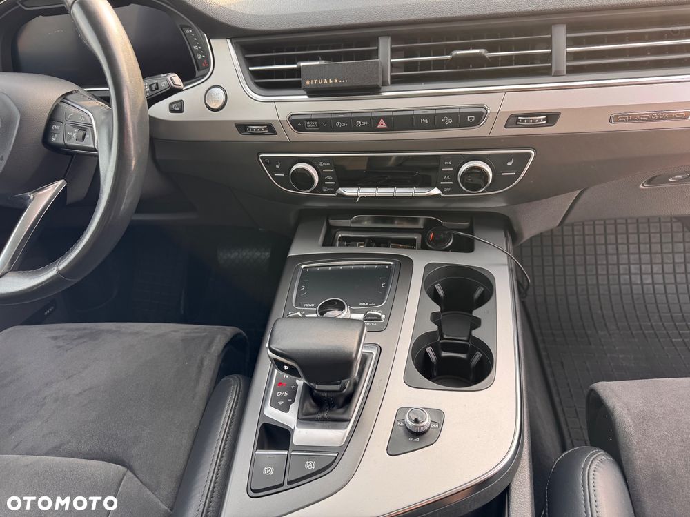 Audi Q7 - 29