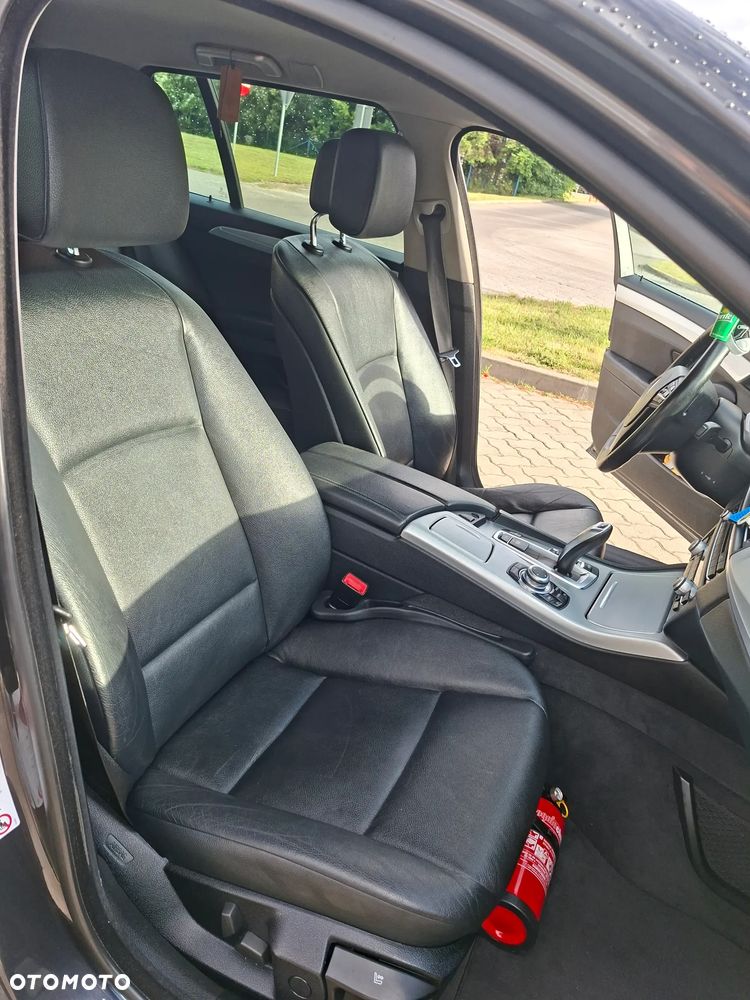 BMW Seria 5 520d - 15