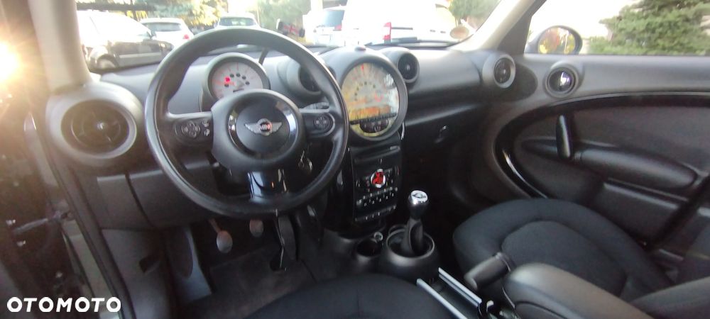 MINI Countryman One D - 3