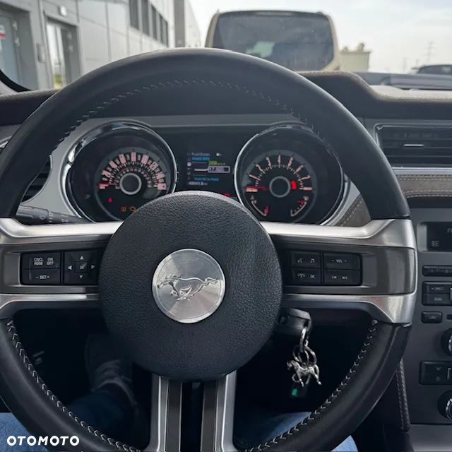 Ford Mustang ver-5-0-v8-gt - 7