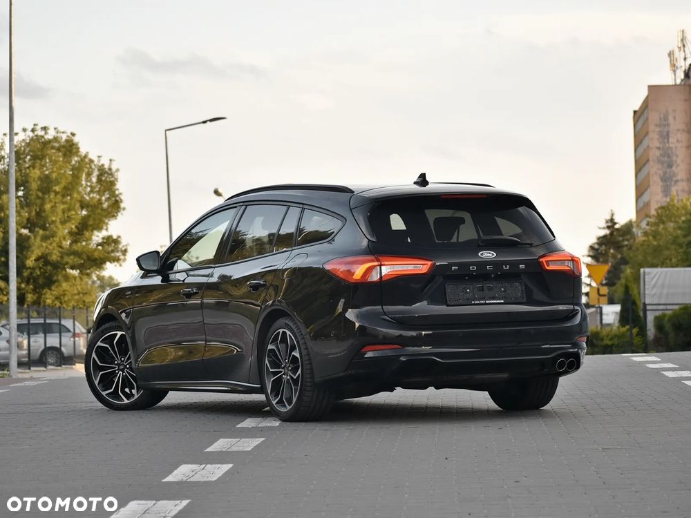 Ford Focus - 10
