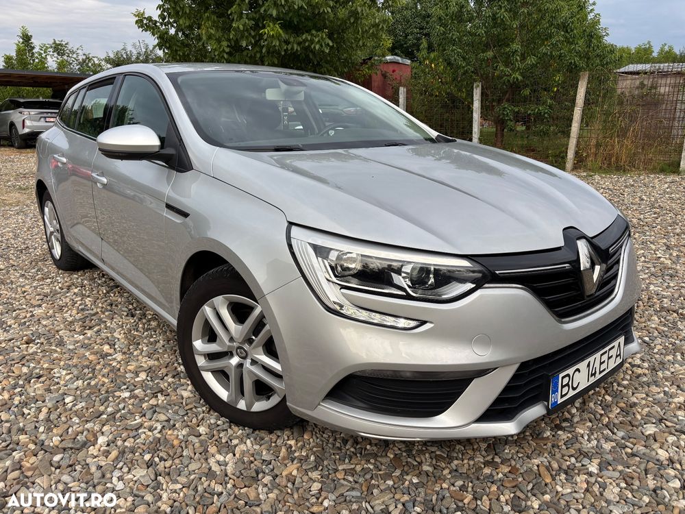 Renault Megane BLUE dCi Intens - 12