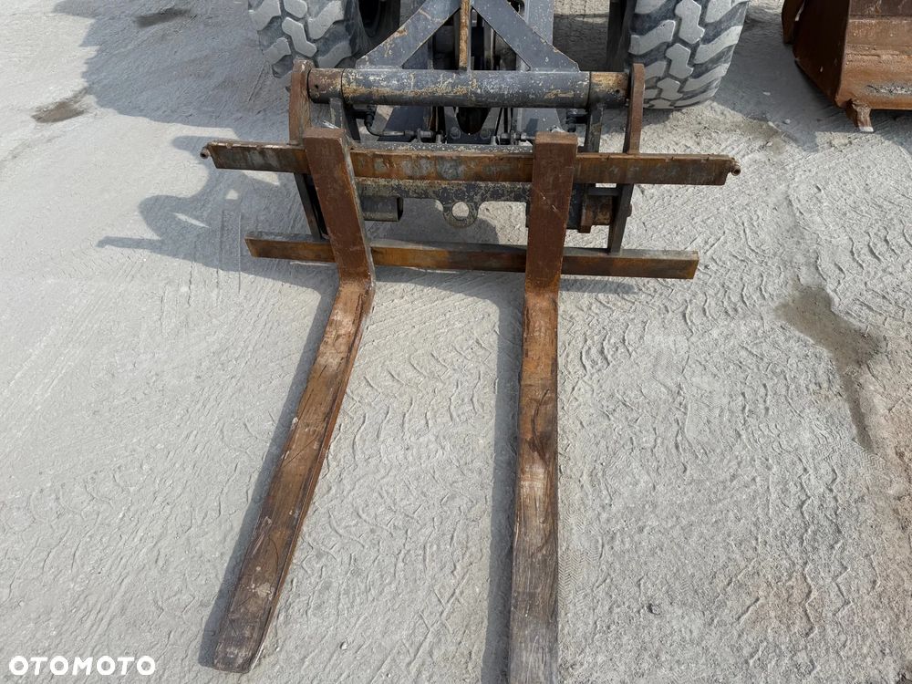 Mecalac AX850 / 6 ton / Krokodyl / Widły - 10