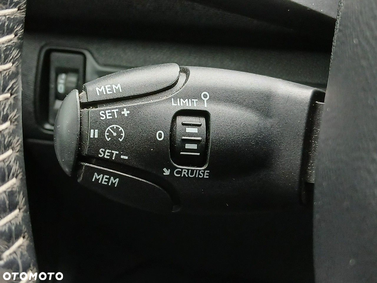 Peugeot 308 - 22