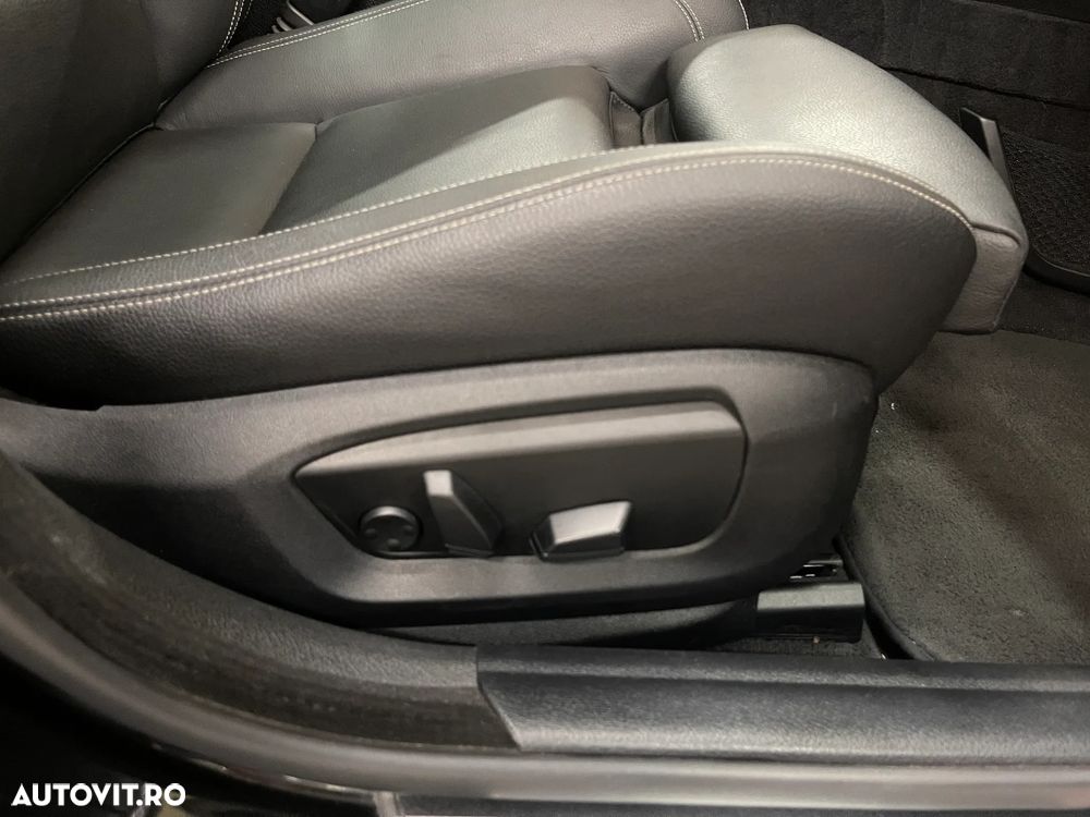 BMW Seria 5 525d Aut. Luxury Line - 24