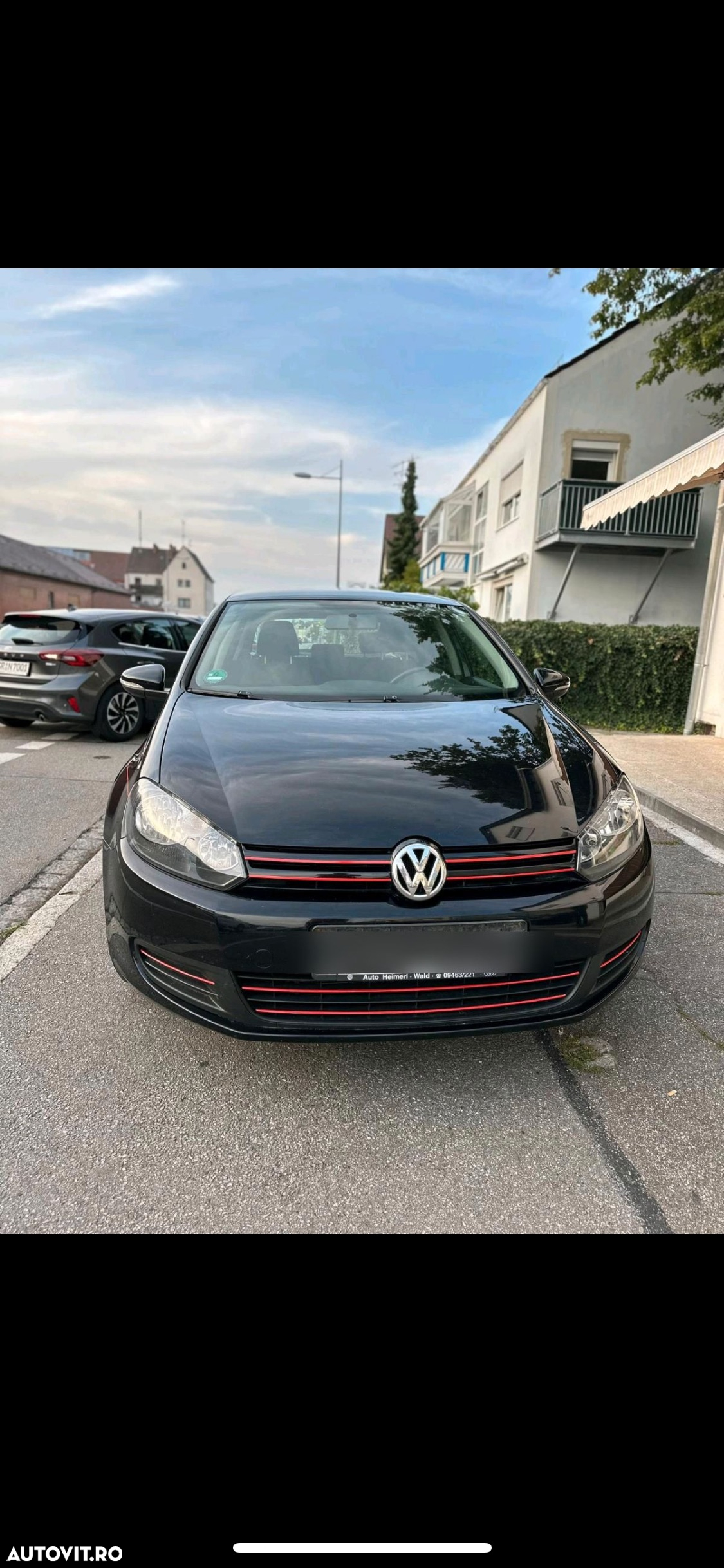 Volkswagen Golf - 8