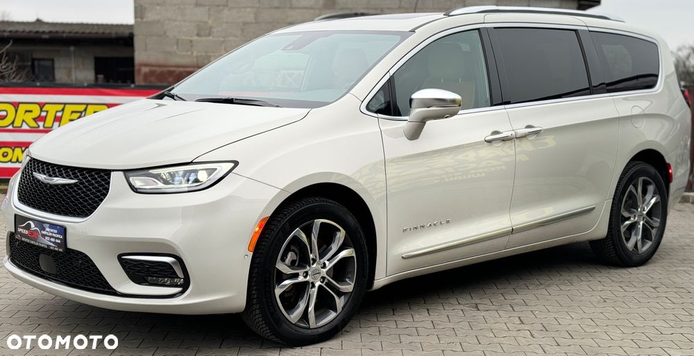 Chrysler Pacifica - 7