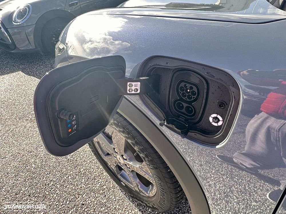 Ford Mustang Mach-E Alargada AWD - 7