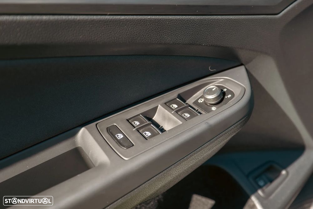 VW Golf 1.4 TSI e-Hybrid DSG - 12