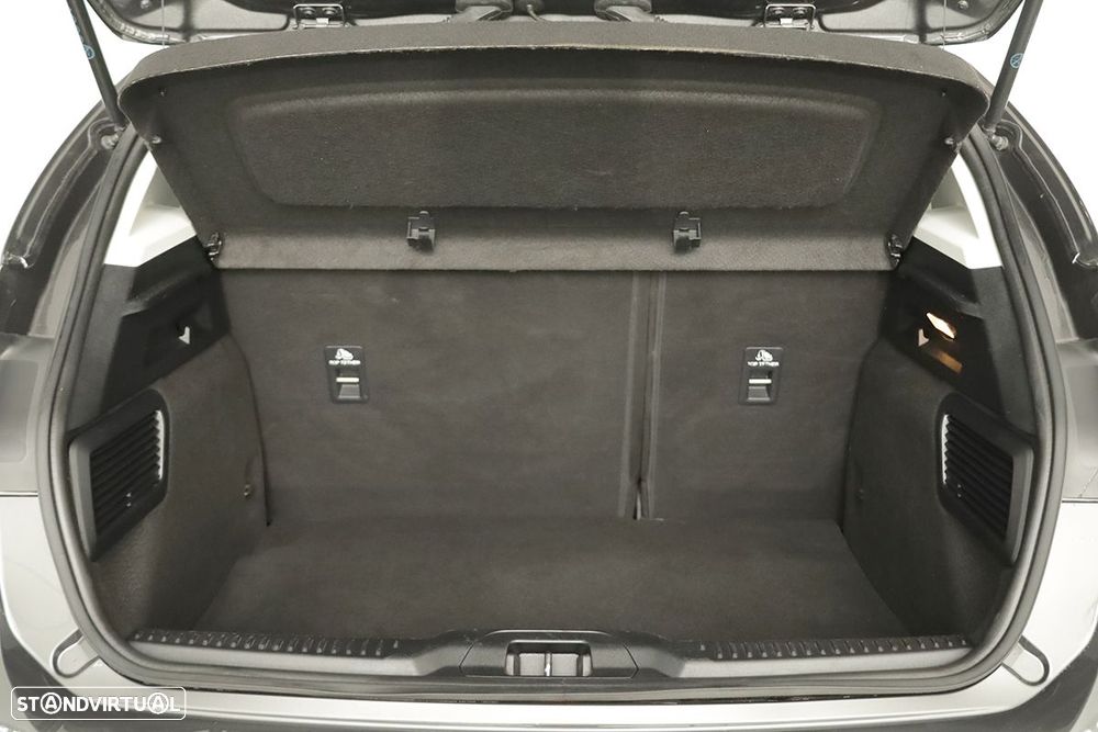 Ford Focus 1.0 EcoBoost MHEV Active - 23