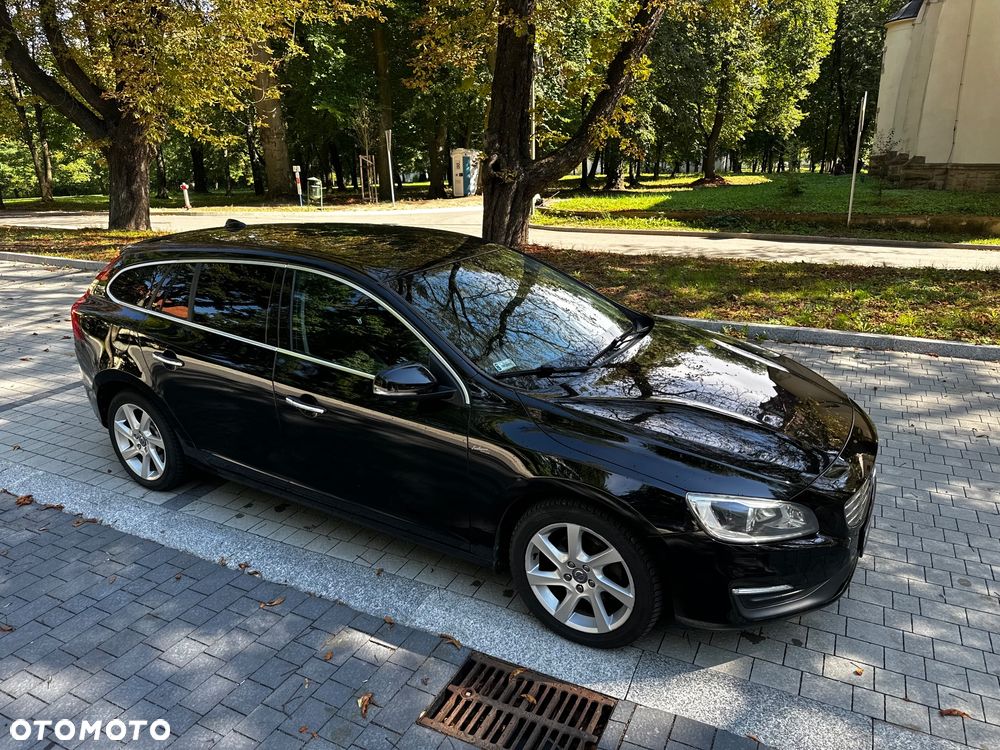 Volvo V60 D4 Momentum - 9