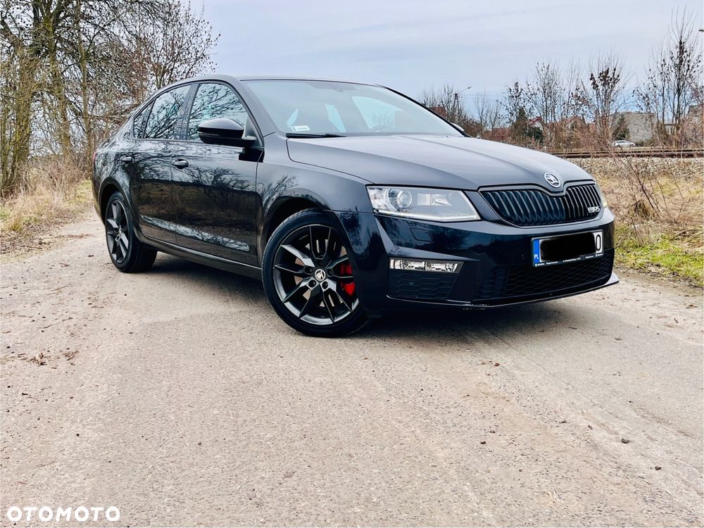 Skoda Octavia 2.0 TDI DSG RS - 8