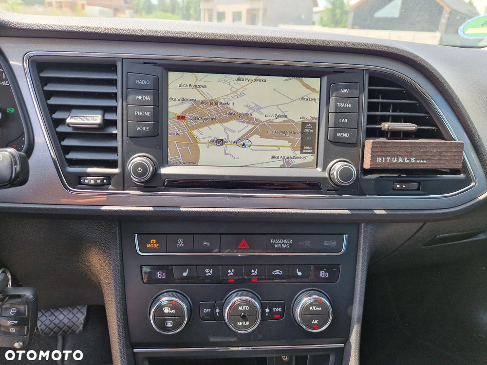 Seat Leon 2.0 TDI DPF DSG FR - 17