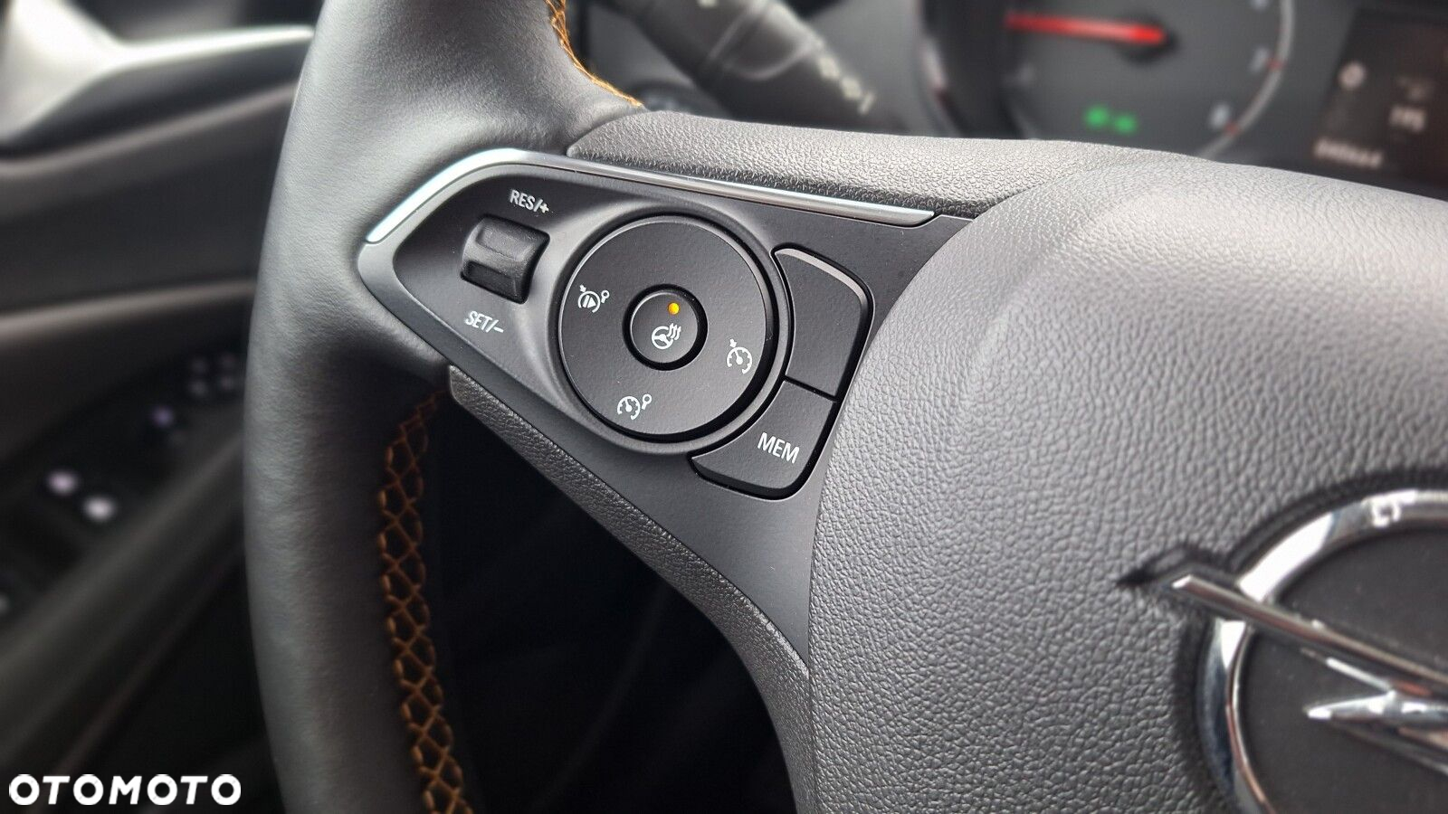 Opel Crossland X - 19
