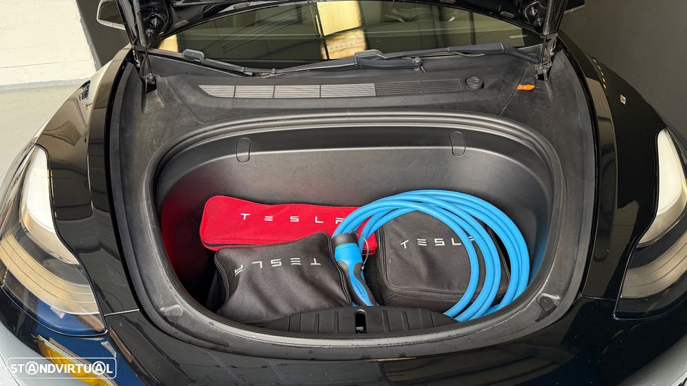 Tesla Model 3 Performance Dual Motor AWD - 24