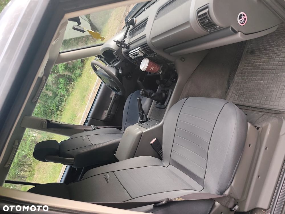 Land Rover Discovery - 5