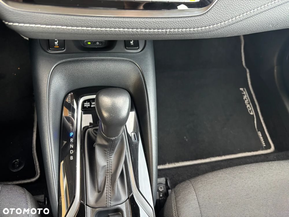 Toyota Corolla 1.8 Hybrid Comfort - 31